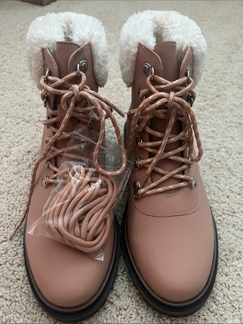 Torrid Blush Pink Nubuck Faux Suede Shearling Hiking Boots 9.5 W - Picture 2 of 7